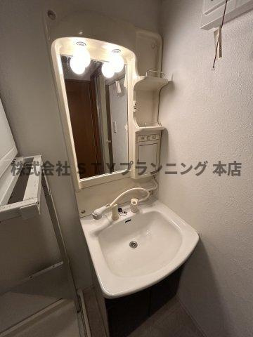 仲介手数料０円！フォルクランド那古野の独立洗面台