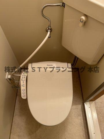 仲介手数料０円！フォルクランド那古野のトイレ