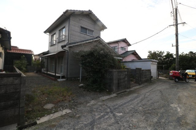 【前面道路含む現地写真】 | 宇部市五十目山町（51坪）2階建 | 前面道路は私道（一部持分所有）