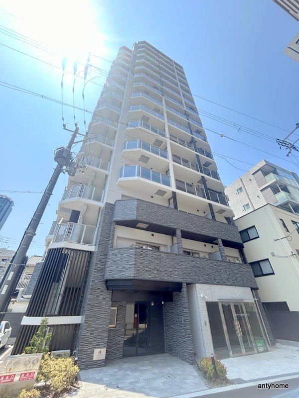 コンフォリア・リヴ新梅田　仲介手数料無料