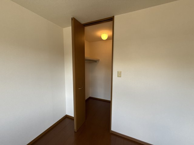 メゾン　ド　ブラウニーCの収納