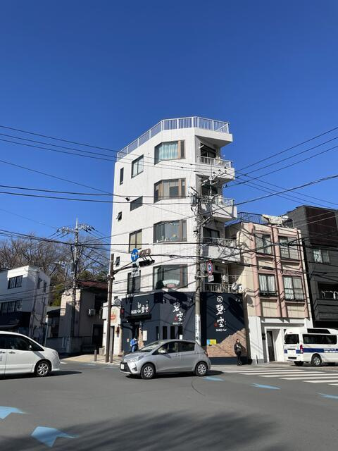 川崎市高津区溝口２丁目の店舗事務所