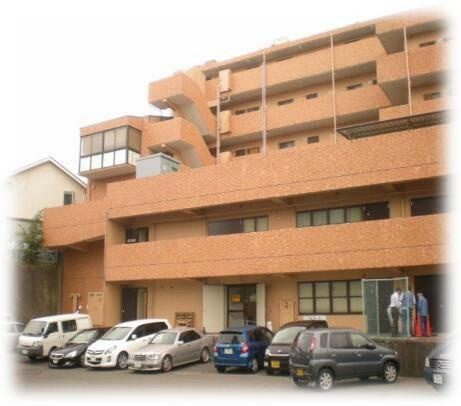 横浜市神奈川区三枚町の事務所