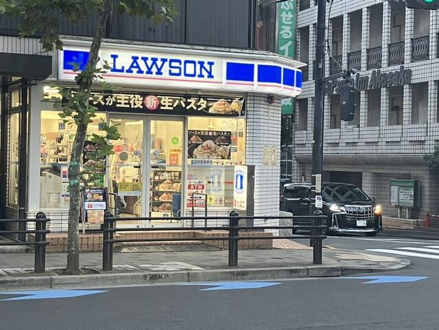 港区赤坂７丁目の事務所|ローソン港赤坂九丁目店まで163m 