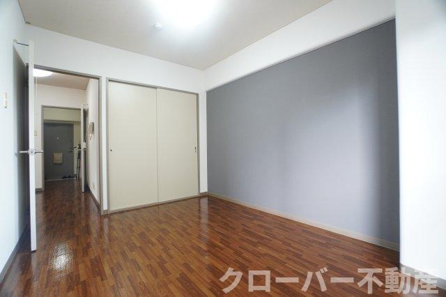 五福マンションの居間・リビング