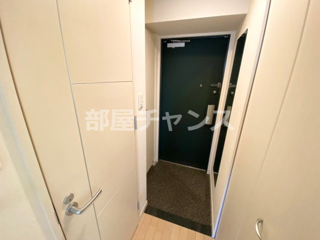 プレサンス久屋大通公園サウスの玄関