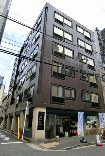 新橋安達ビルの外観|外観です