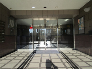 【エントランス】