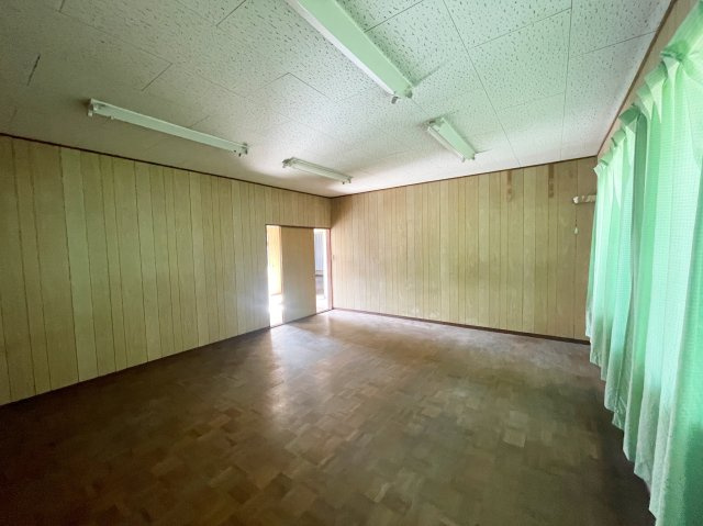 桜川市富士見台4丁目売事務所の内装|部屋C：15帖