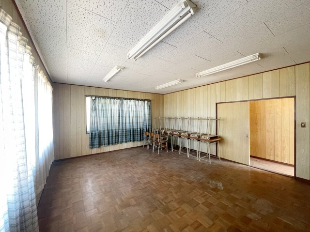 桜川市富士見台4丁目売事務所の内装|部屋B：15帖