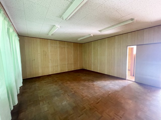 桜川市富士見台4丁目売事務所の内装|部屋C：15帖