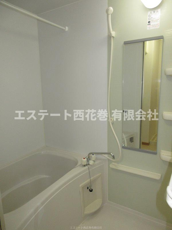 アパルトマン・エムの浴室|追焚風呂