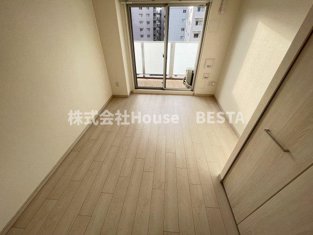 アドバンス神戸セラフィムの居間・リビング