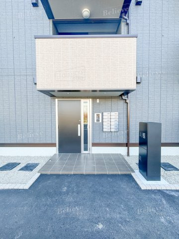 Augustaのエントランス|オートロック付きで安心です★