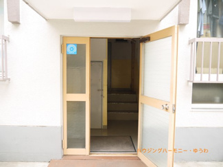 【エントランス】