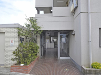 【エントランス】