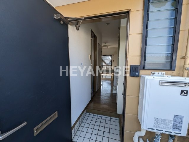 オナーズヒル福田の玄関