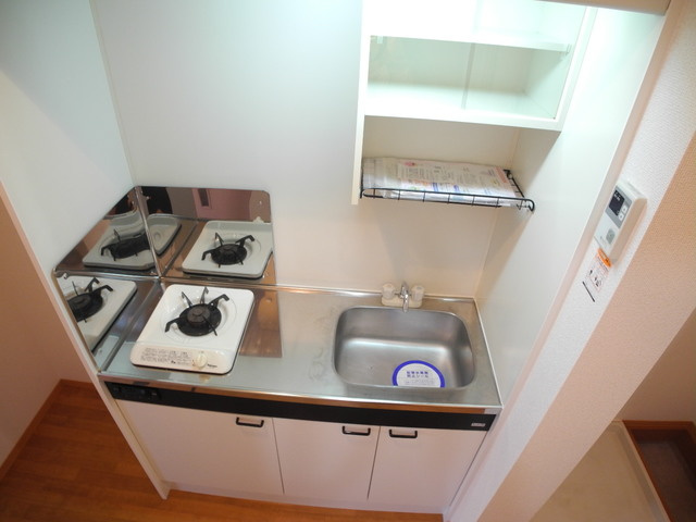 セジュールIZUMIのキッチン|※室内画像は別号室のもの