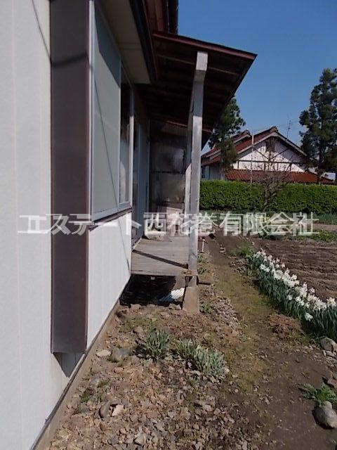 上小舟渡長屋のバルコニー