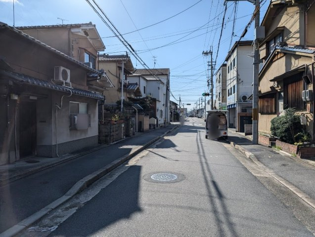 上鳥羽南唐戸町の前面道路含む現地写真