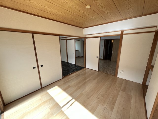 若草ハイツの内装