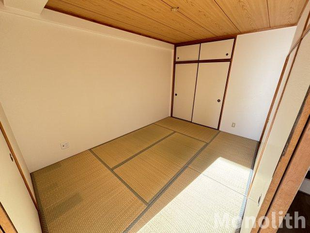 ロジュマン麻生中の和室