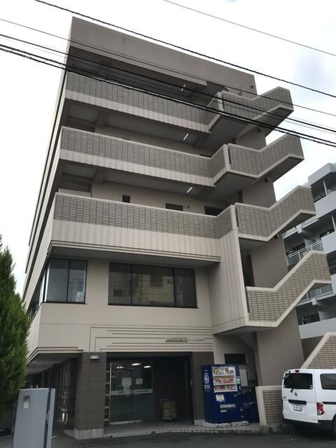 アソルティ厚木田村町の外観