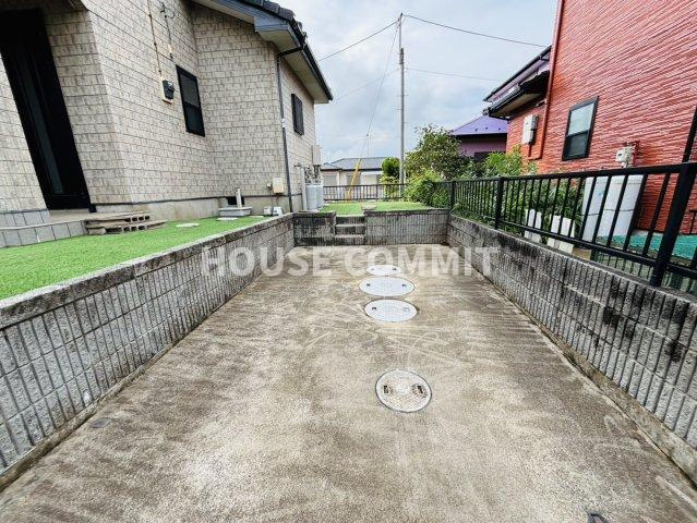 東吉田　中古戸建の駐車場