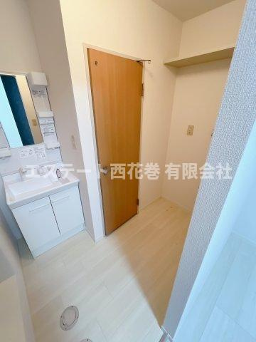 メゾン・グランディアAの玄関