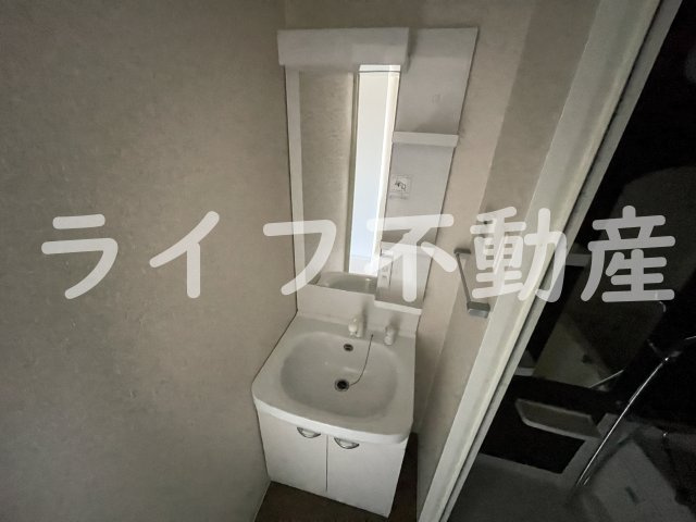 Ｌｕｘｅ布施南の独立洗面台|独立洗面化粧台が付いています