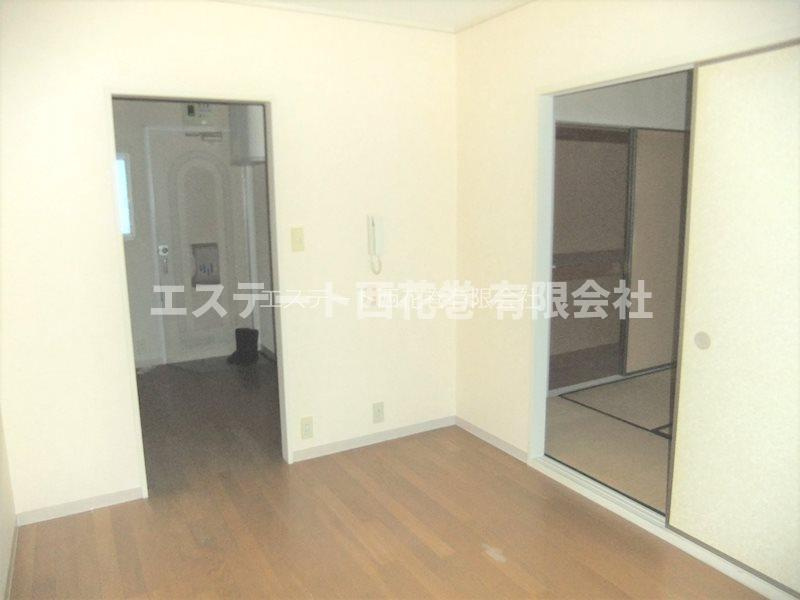 メイプル若葉の洋室