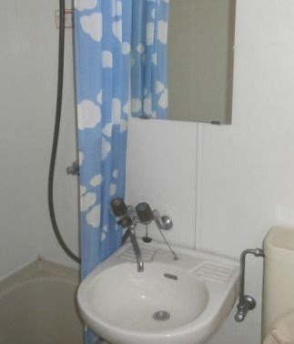 孝子ハイツの洗面所