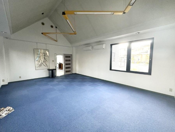 守山市吉身１丁目の店舗戸建の内装