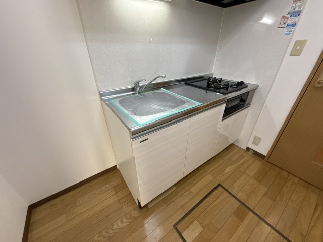 ネオクオーツ幸　弐番館のキッチン