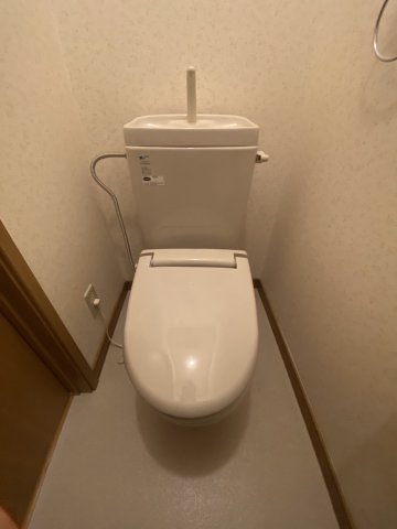 釧路市緑ケ岡１丁目のアパートのトイレ