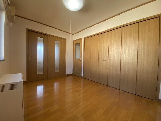 釧路市緑ケ岡１丁目のアパートの洋室