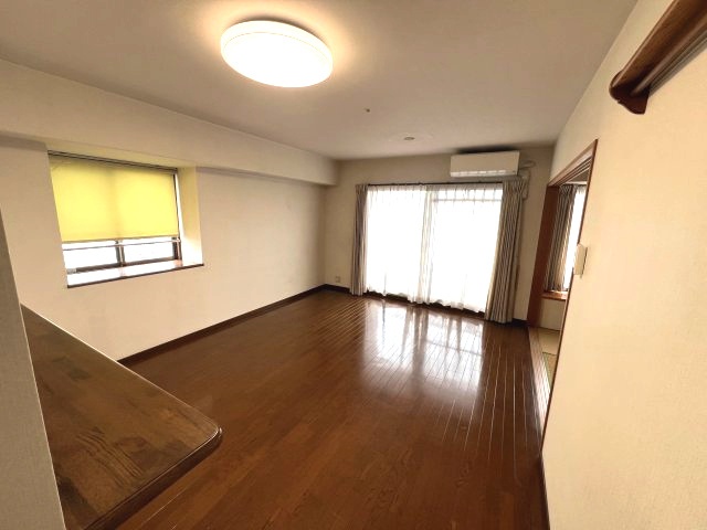 【居間・リビング】の画像