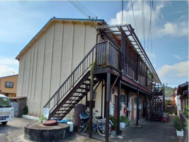 太陽住宅のエントランス