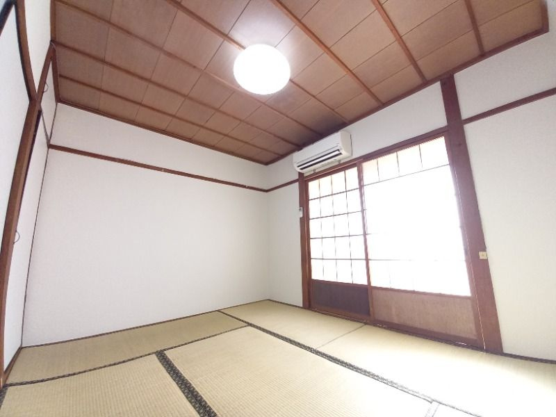 太陽住宅の居間・リビング