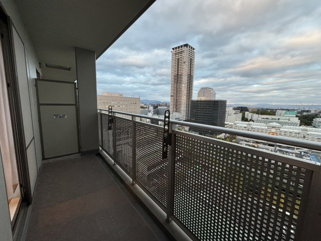 ディーグラフォート千里中央の展望