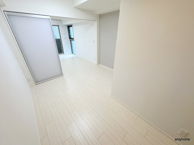 TLRレジデンス本町WEST　仲介手数料無料の居間・リビング