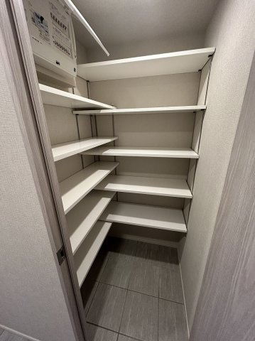 【収納】シーズンフラッツ青葉通一番町