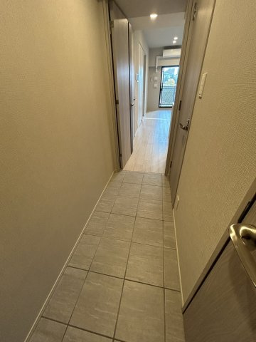 【玄関】シーズンフラッツ青葉通一番町