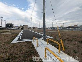 売土地 箕郷町上芝　秀和８区画の前面道路含む現地写真|前面道路含む現地写真です