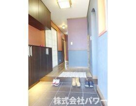 中古戸建　下里見町の玄関|きれいな玄関です