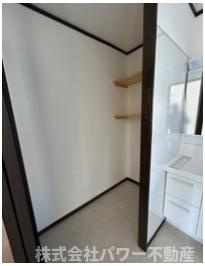 中古戸建　倉渕町川浦の収納|こまごまとしたものを収納できそうですね