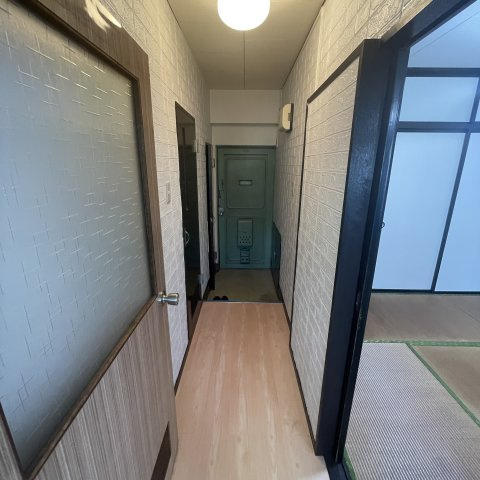 母恋マンション317号室の玄関