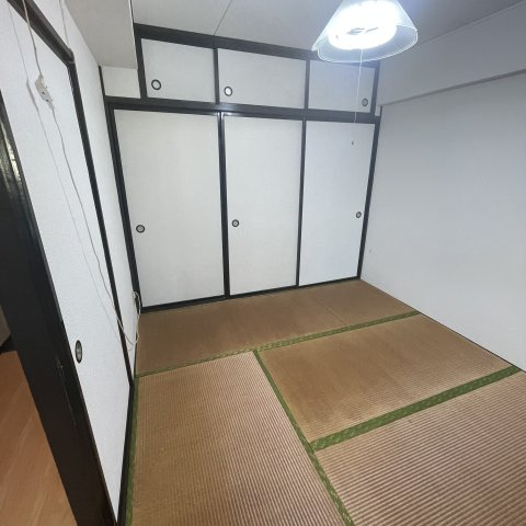 母恋マンション317号室の内装