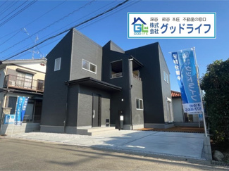 【外観】 | モダンで重厚感のある落ち着いた雰囲気の外観です。