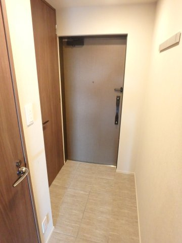 【玄関】シーズンフラッツ青葉通一番町